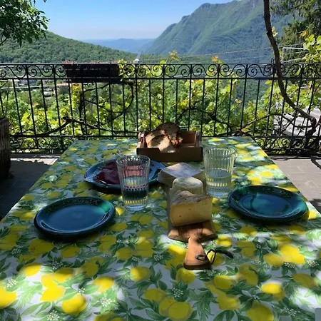 94 Semesterbostad Veleso